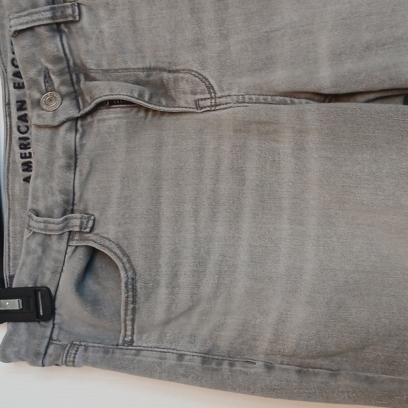 American Eagle Outfitters Light Gray Curvy Jeggings - Picture 3 of 9